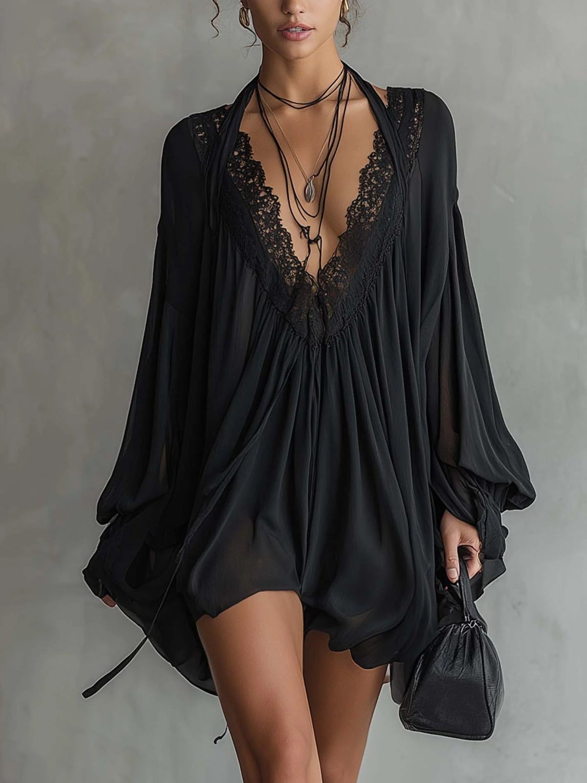 Giulia | Miniabito nero con pizzo
