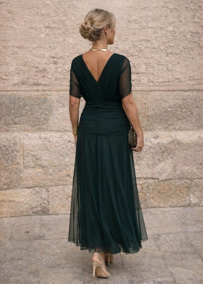 Mikaela | Vestido largo con hombros descubiertos