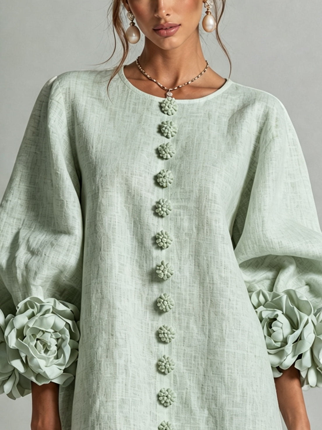 MANILVA | MINIABITO VERDE MENTA A FIORI CON BOTTONI E POLSINI DECORATI