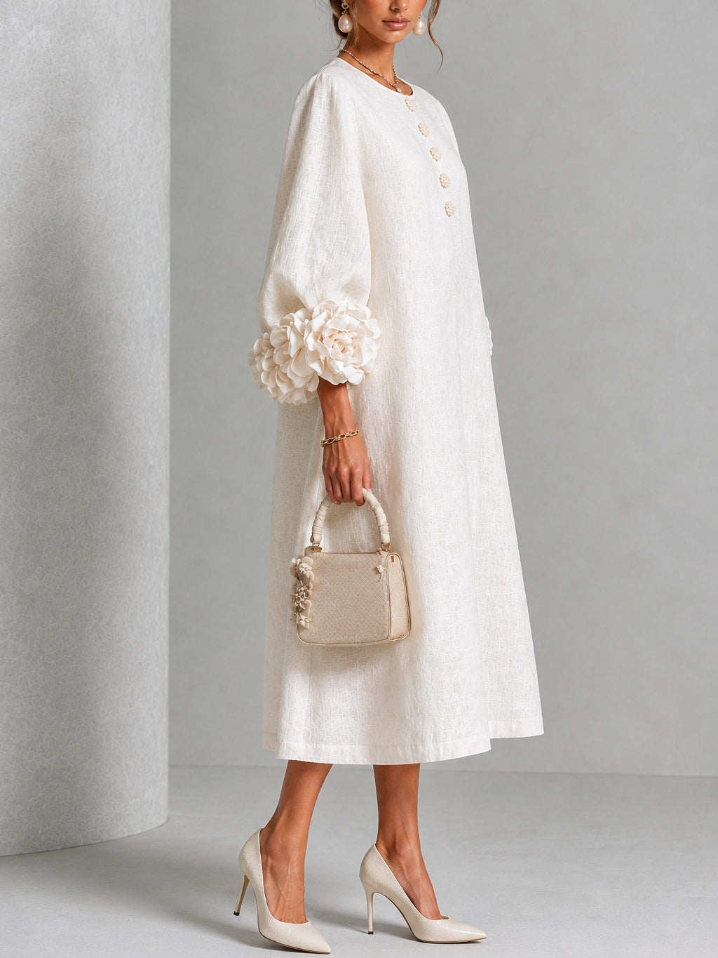 Giorgia | Abito midi a fiori con bottoni e polsini decorativi