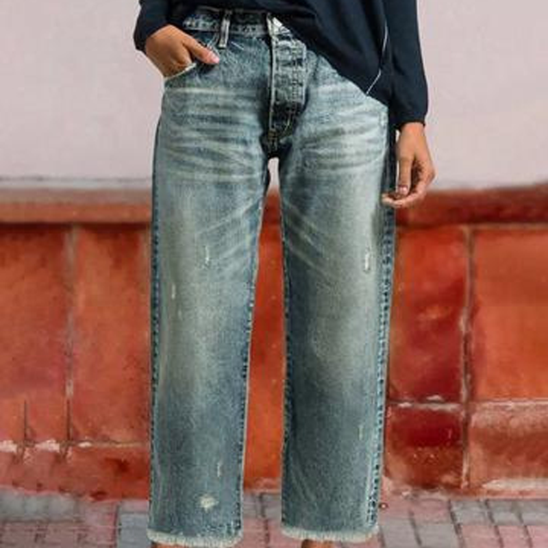 Lola · Vaqueros rectos cortos retro para mujer